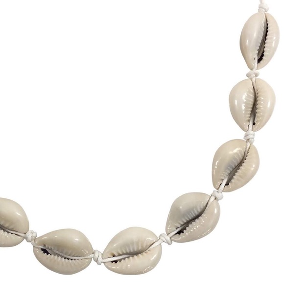 Natural Cowrie Sea Shell Choker Layering Necklace - Picture 2 of 7